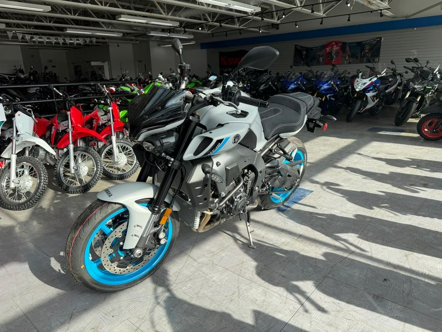 2025 Yamaha MT 10