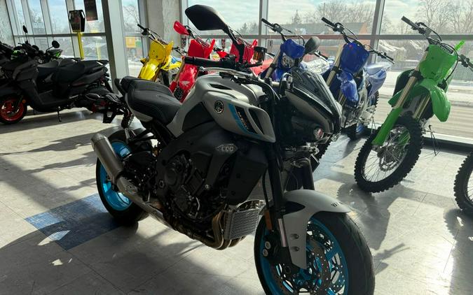 2025 Yamaha MT 10