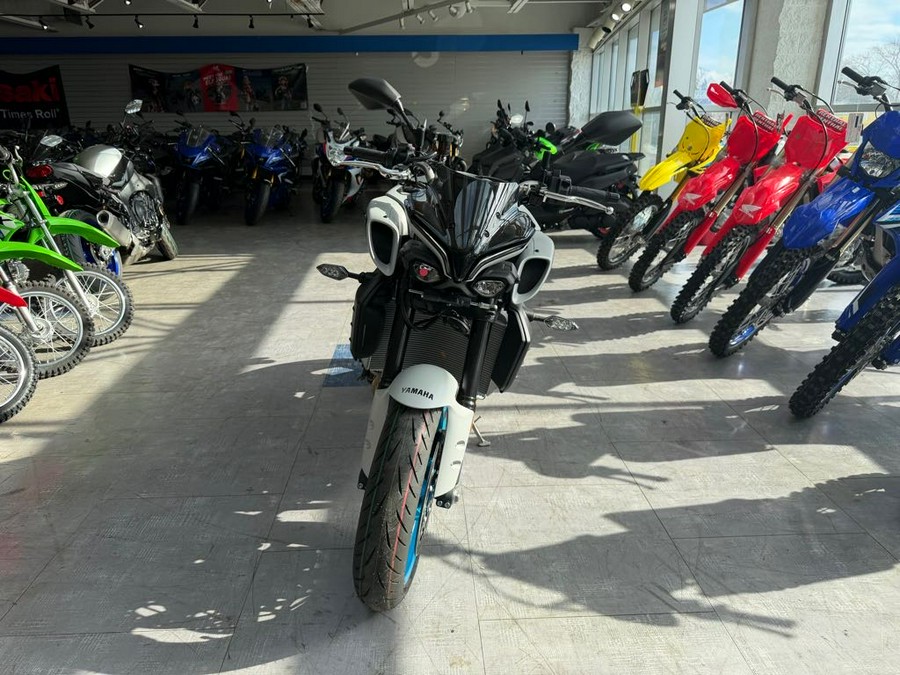 2025 Yamaha MT 10