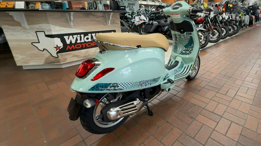 2025 Vespa PRIMAVERA 150 BATIK