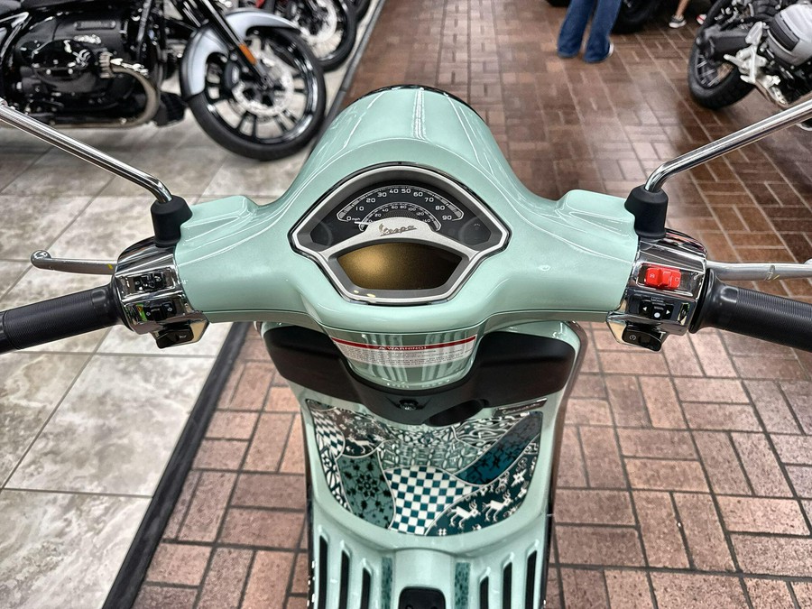 2025 Vespa PRIMAVERA 150 BATIK