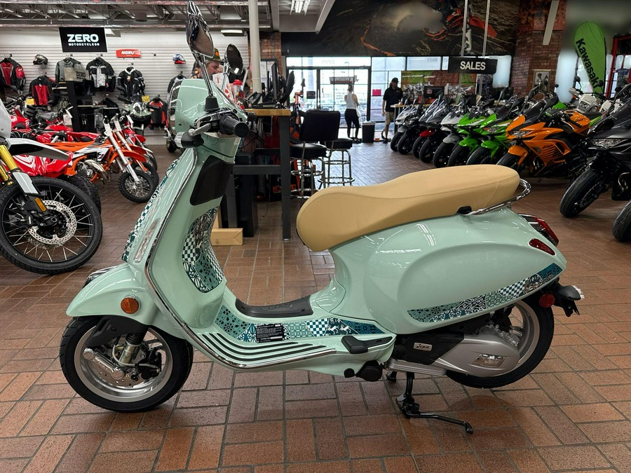2025 Vespa PRIMAVERA 150 BATIK