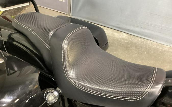 2015 Harley-Davidson® FXDF - Dyna® Fat Bob®