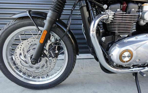 2025 Triumph Bonneville T120
