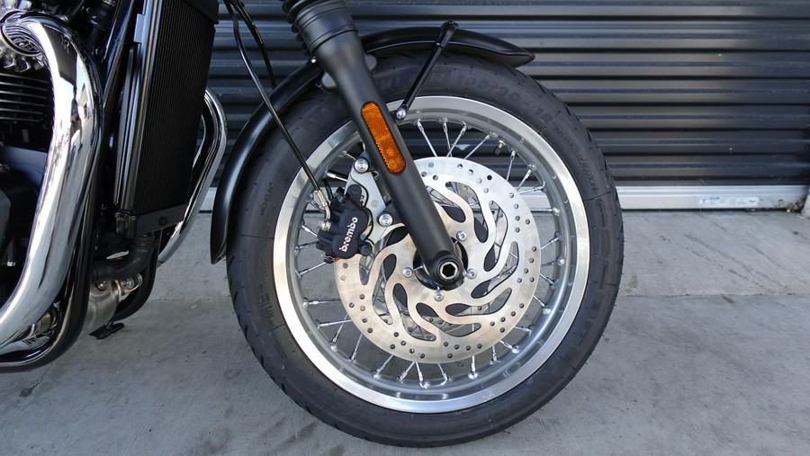 2025 Triumph Bonneville T120