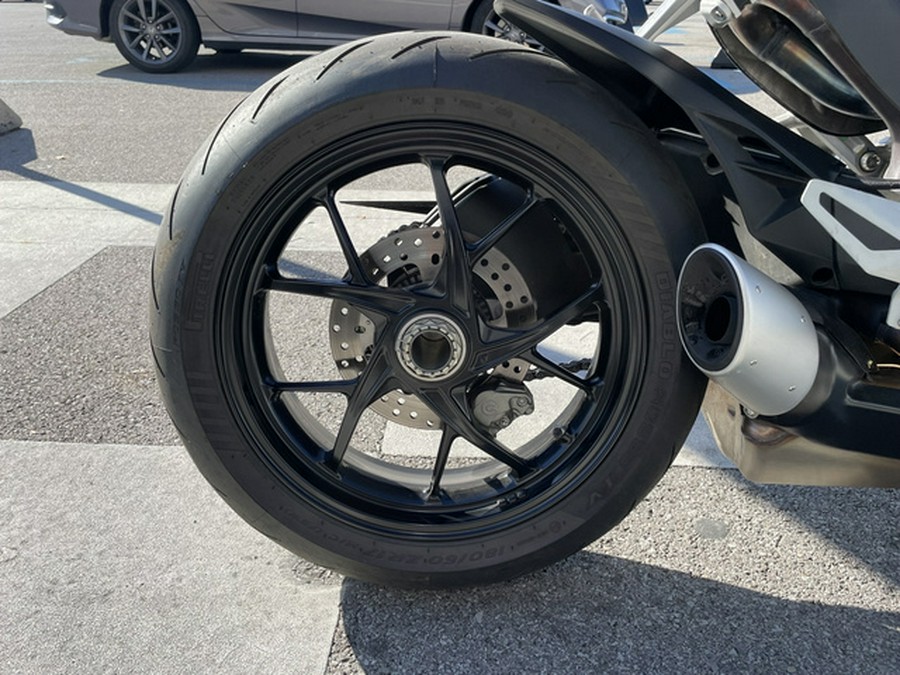 2025 Ducati Streetfighter V2