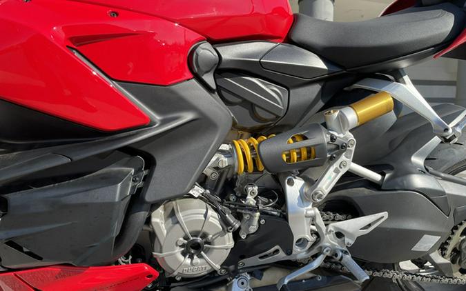 2025 Ducati Streetfighter V2