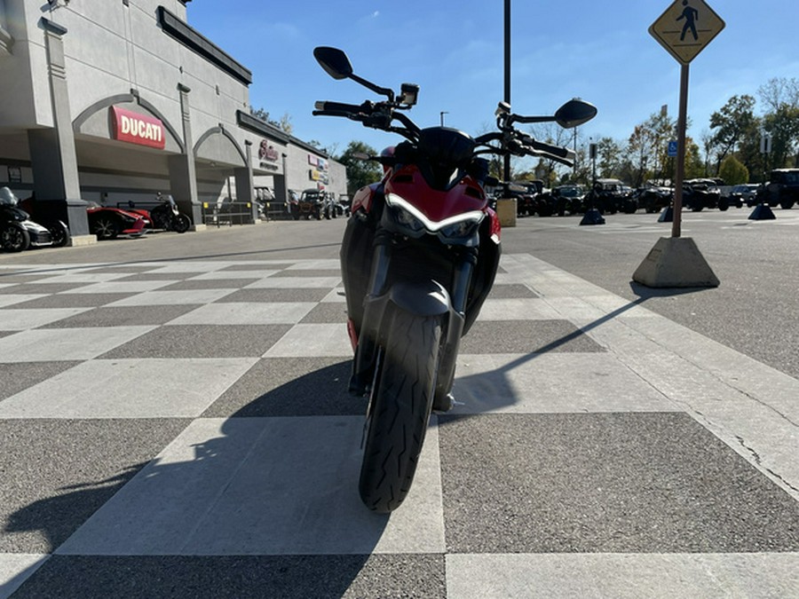 2025 Ducati Streetfighter V2