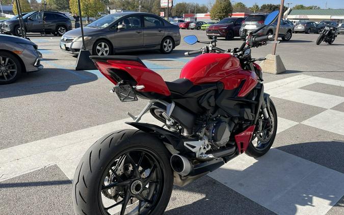 2025 Ducati Streetfighter V2