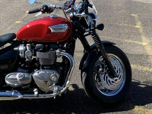 2018 Triumph Bonneville Speedmaster Cranberry Red