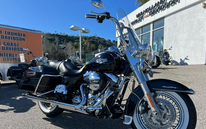 2015 Harley-Davidson® FLHR - Road King®