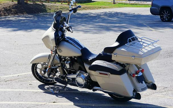 2022 Harley-Davidson FLHXS - Street Glide Special