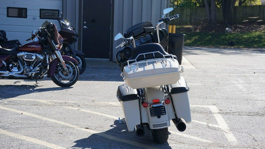 2022 Harley-Davidson FLHXS - Street Glide Special