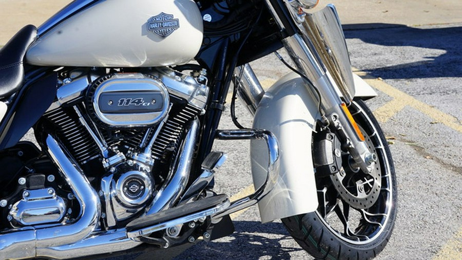 2022 Harley-Davidson FLHXS - Street Glide Special