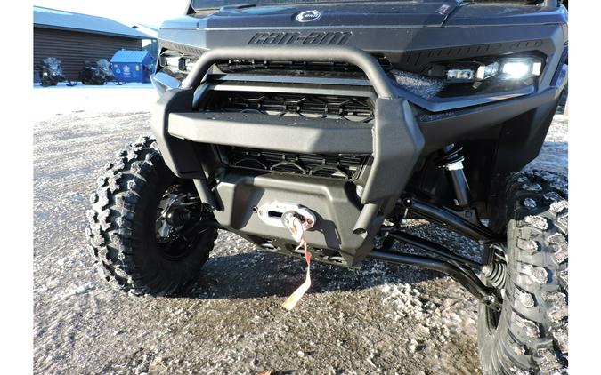 2026 Can-Am Defender MAX XT CAB HD11