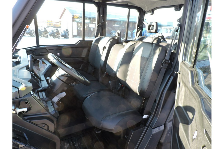 2026 Can-Am Defender MAX XT CAB HD11