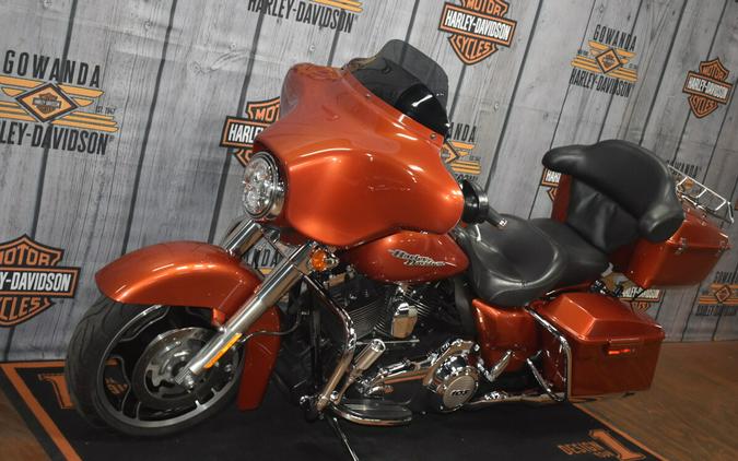 FLHX 2011 Street Glide®