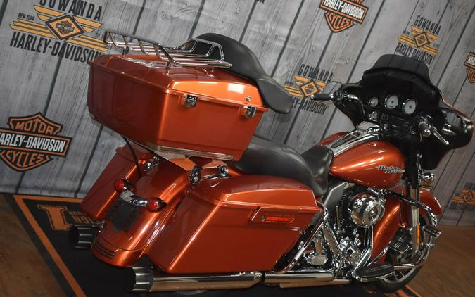 FLHX 2011 Street Glide®
