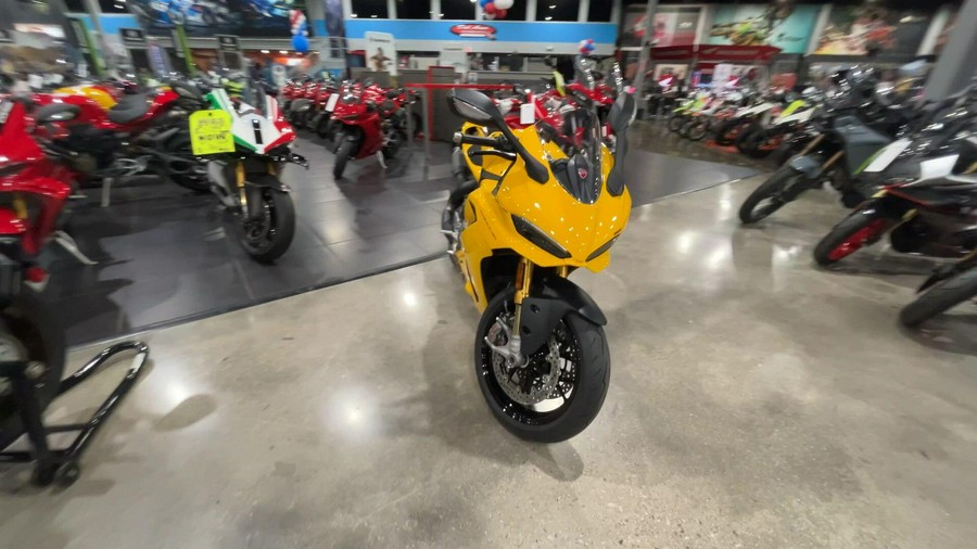 2026 Ducati PANIGALE V2 S