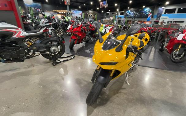 2026 Ducati PANIGALE V2 S