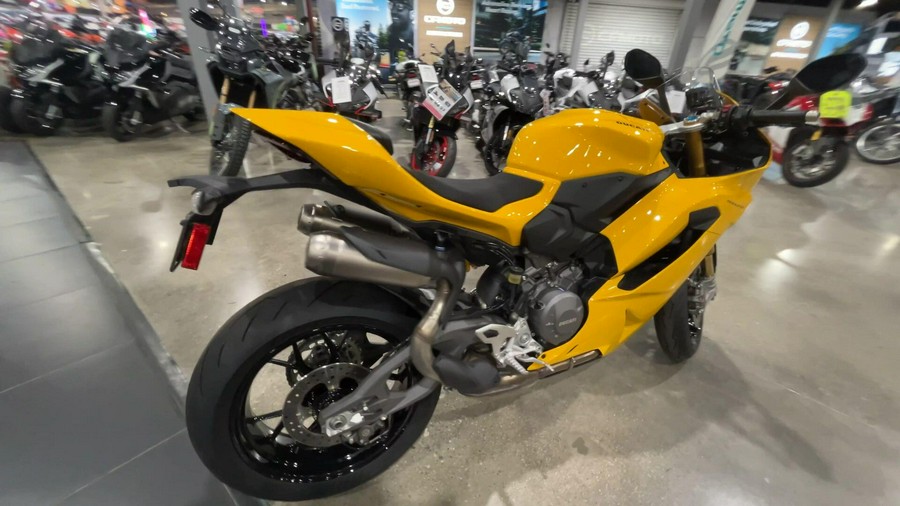 2026 Ducati PANIGALE V2 S