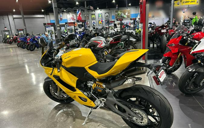 2026 Ducati PANIGALE V2 S