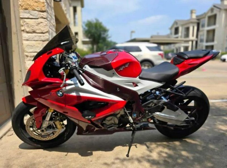2016 BMW S 1000 RR Black Storm Metallic / Racing Red
