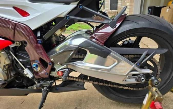 2016 BMW S 1000 RR Black Storm Metallic / Racing Red