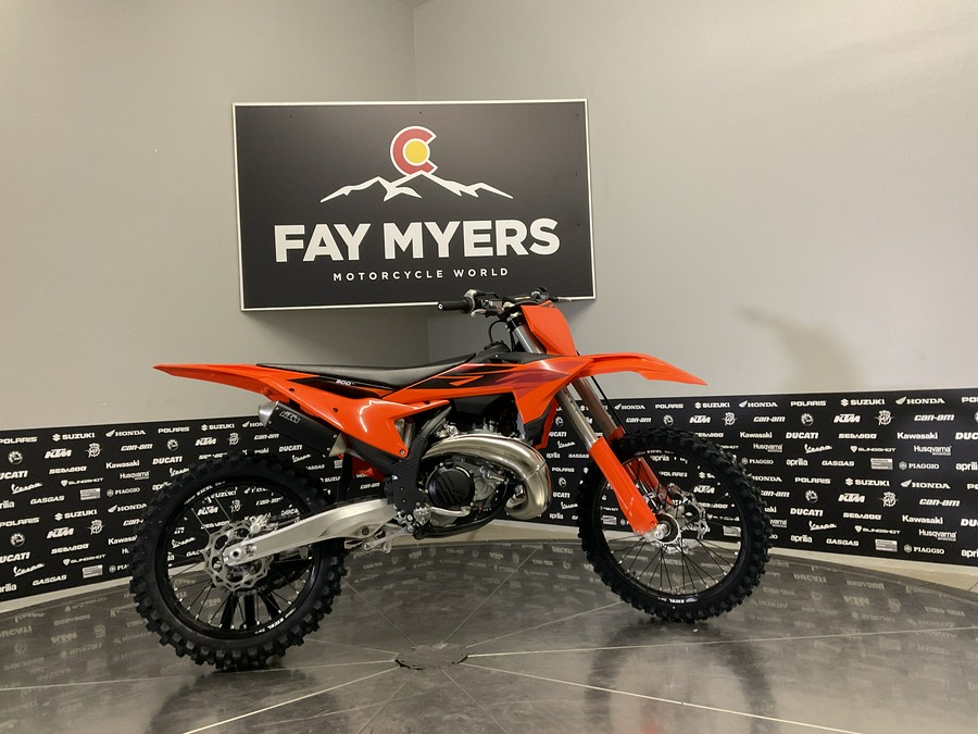 2027 KTM 300 SX - 42634M