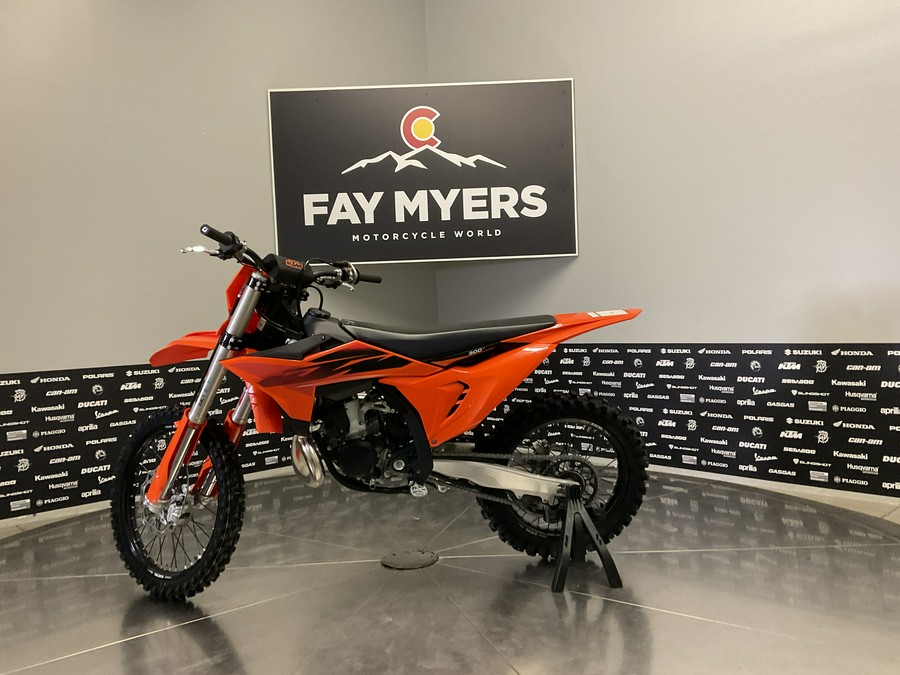 2027 KTM 300 SX - 42634M