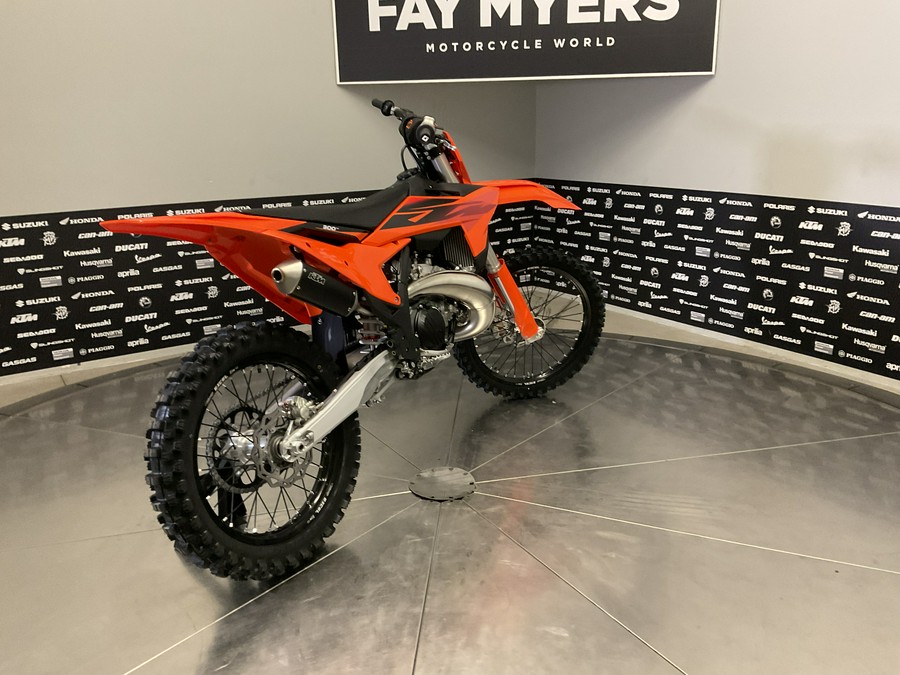 2027 KTM 300 SX - 42634M