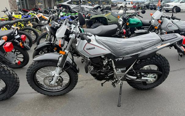 2027 Yamaha TW 200