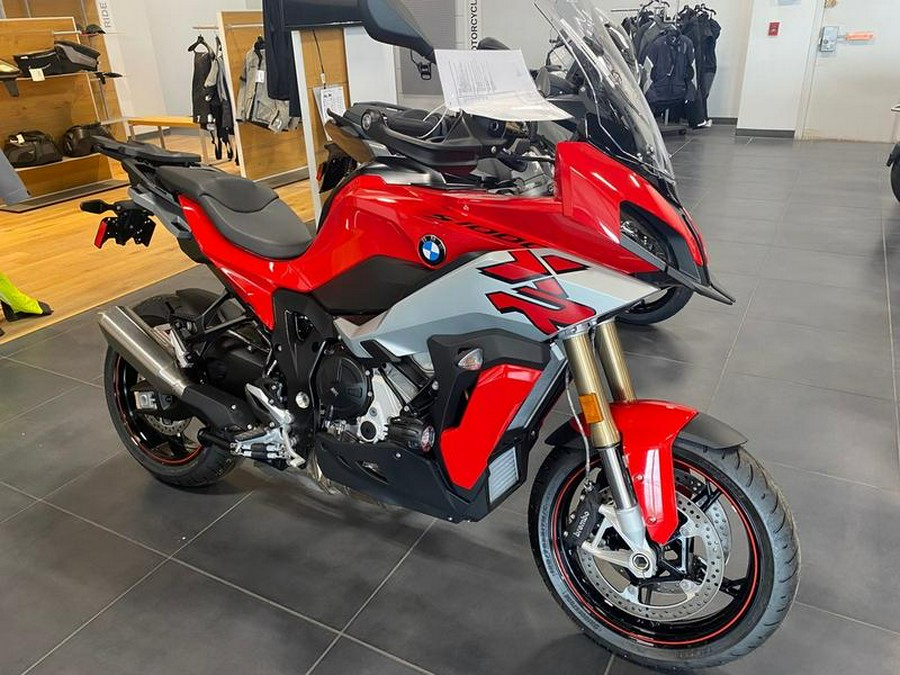 2020 BMW S 1000 XR Racing Red with White Aluminum Metallic Matte