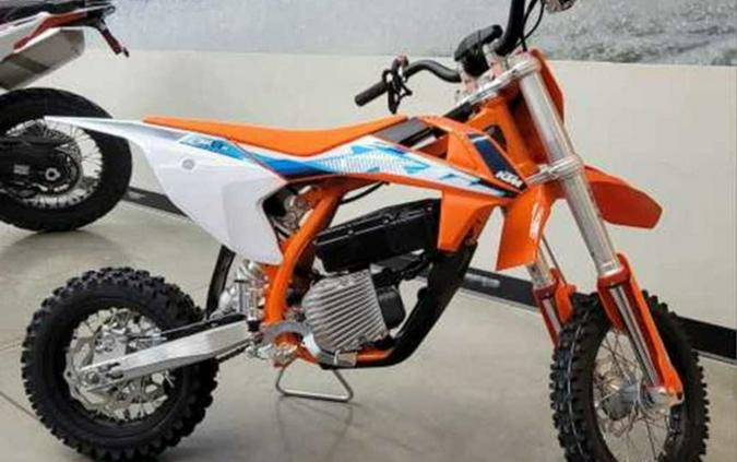 2024 KTM SX-E 5