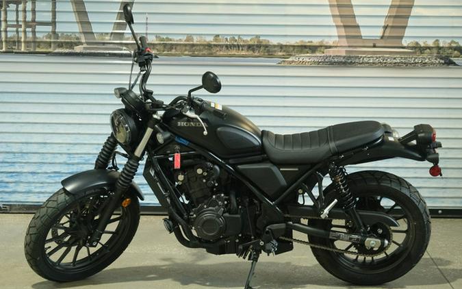 2025 Honda SCL500