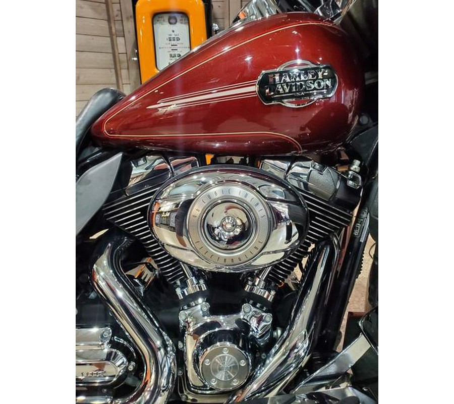 2009 Harley-Davidson® FLHTCU - Ultra Classic® Electra Glide®