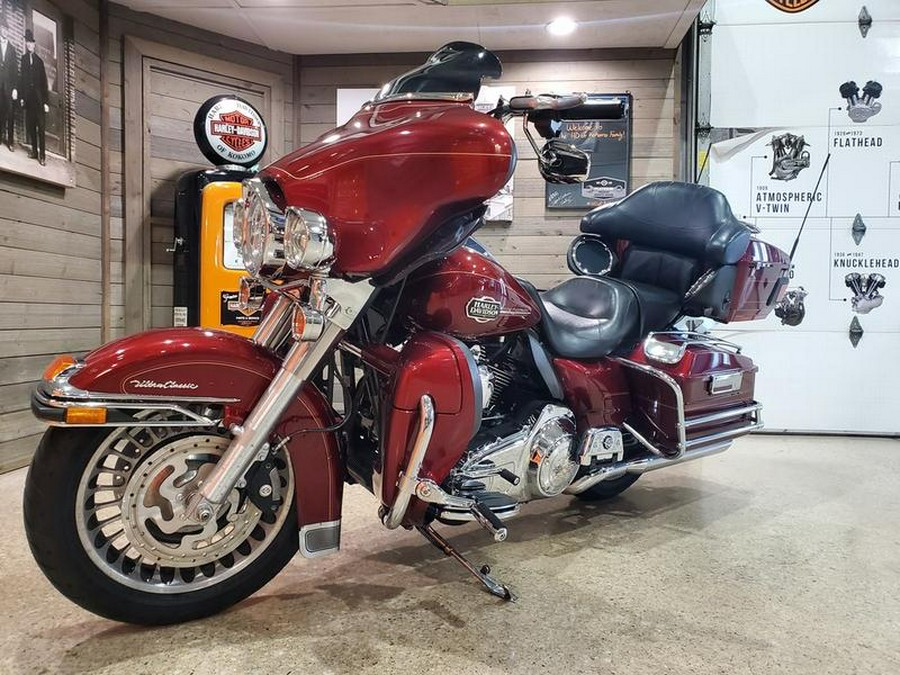 2009 Harley-Davidson® FLHTCU - Ultra Classic® Electra Glide®