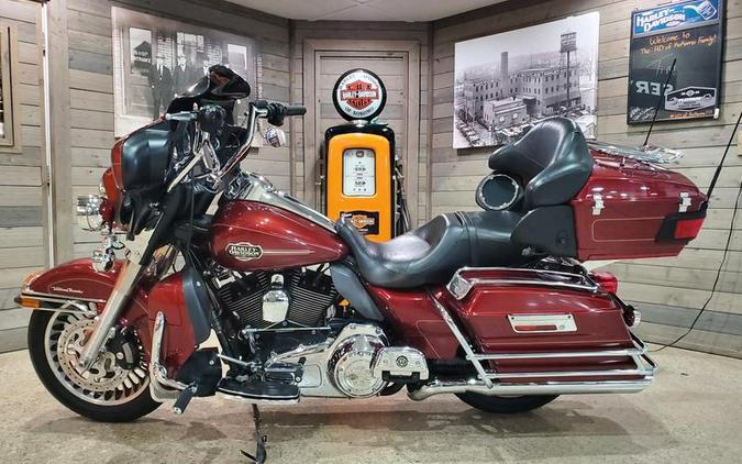 2009 Harley-Davidson® FLHTCU - Ultra Classic® Electra Glide®