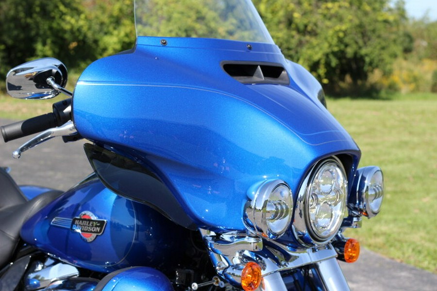 FLHTCUTG 2024 Tri Glide Ultra