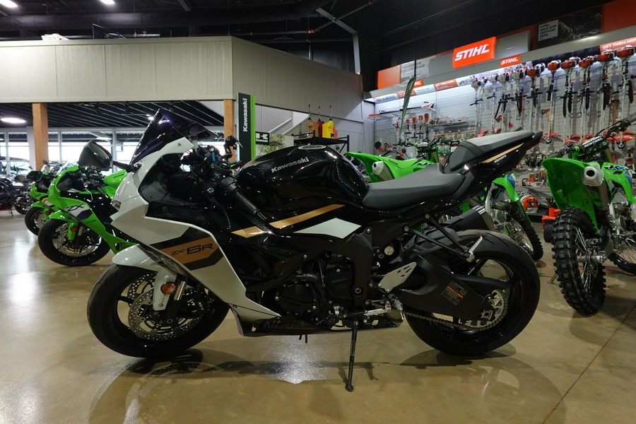 2026 Kawasaki NINJA ZX-6R ABS