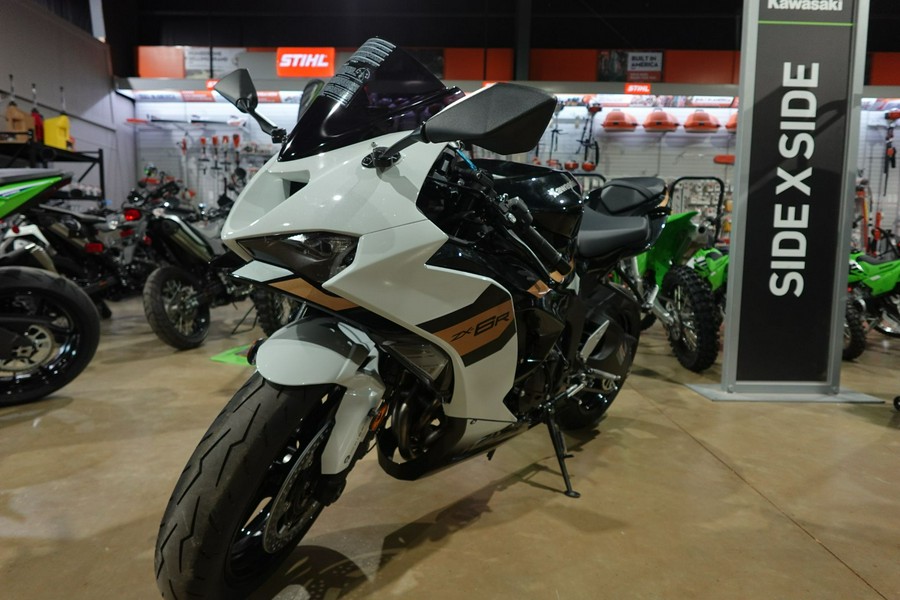 2026 Kawasaki NINJA ZX-6R ABS