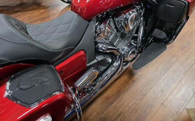 2026 Indian Pursuit Limited 112 W/Powerband Audio Sunset Red