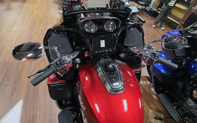 2026 Indian Pursuit Limited 112 W/Powerband Audio Sunset Red