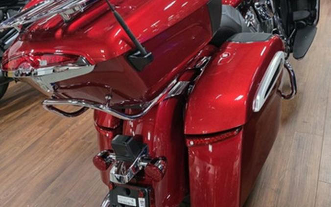 2026 Indian Pursuit Limited 112 W/Powerband Audio Sunset Red