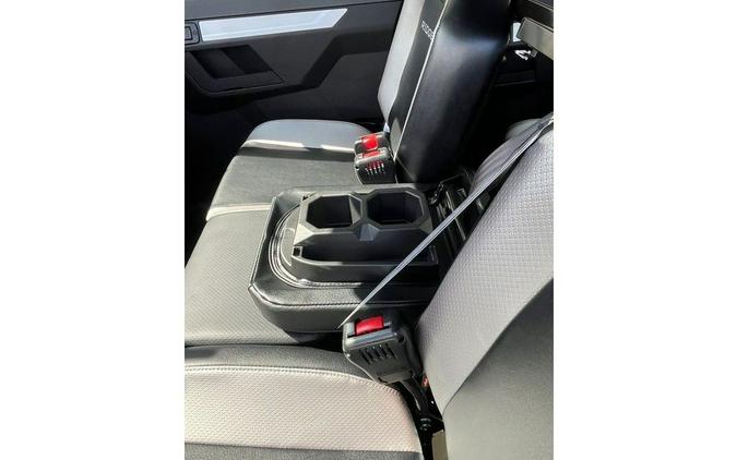 2027 Kawasaki Ridge® Crew HVAC
