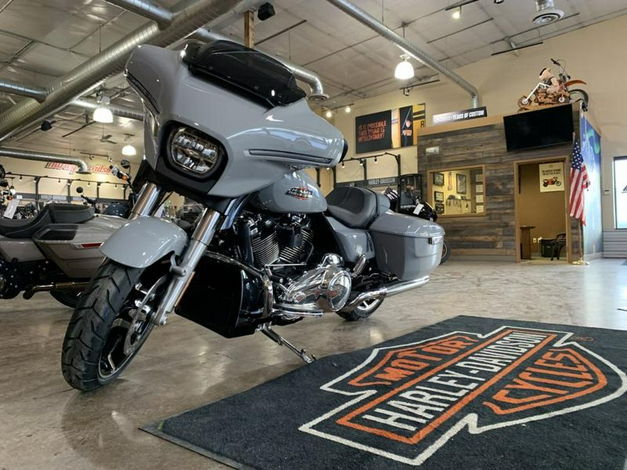 2024 Harley-Davidson® FLHX - Street Glide®