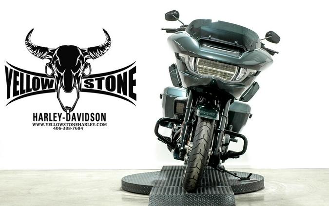 2025 Harley-Davidson® Road Glide® Iron Horse Metallic - Black Finish