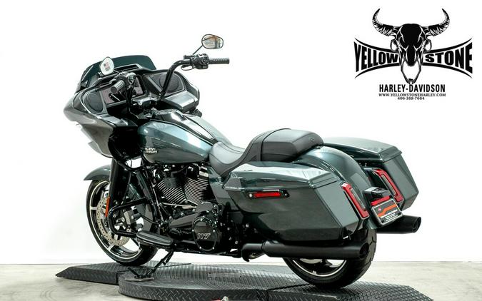 2025 Harley-Davidson® Road Glide® Iron Horse Metallic - Black Finish
