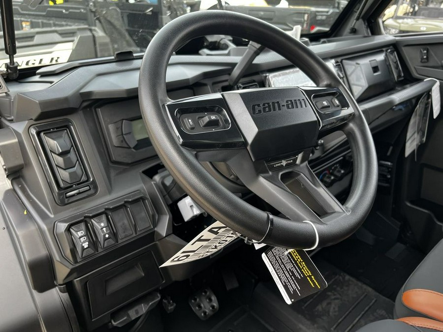2026 Can-Am Defender MAX Lone Star Cab HD11