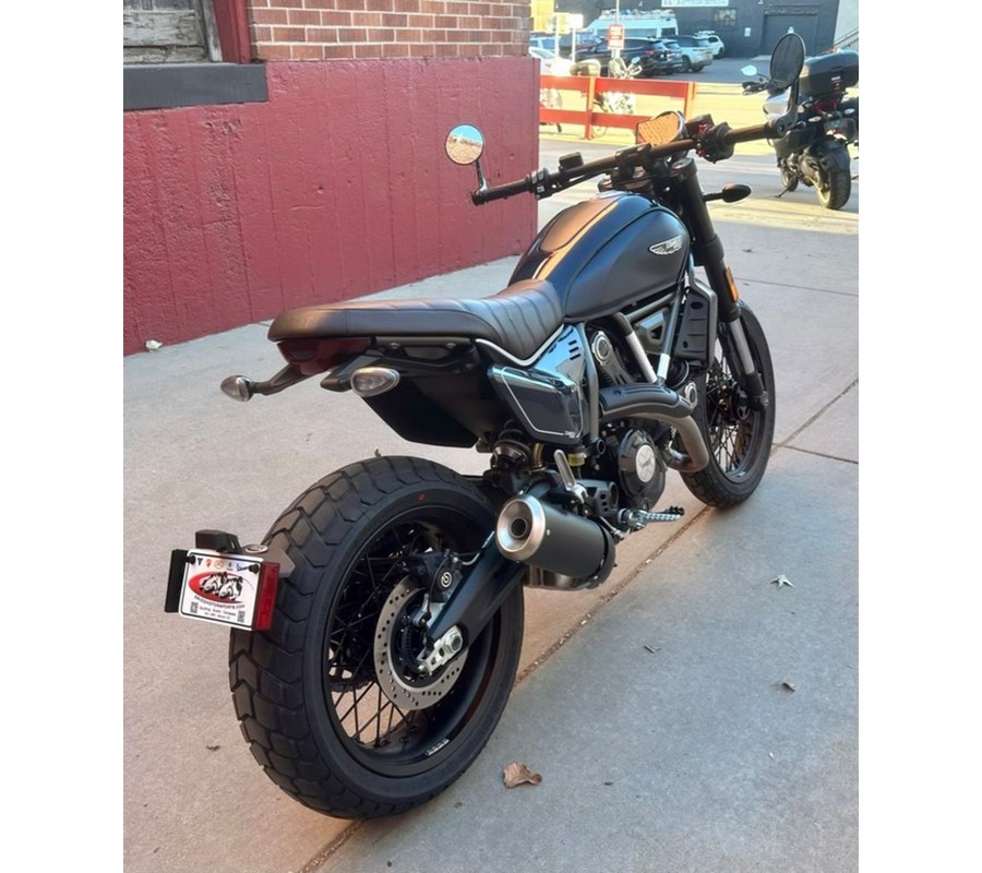 2024 Ducati Scrambler Nightshift (2G) Blue